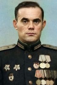 Тарасов Арсентий Иванович- начальник разведотдела штаба 9ТК в 1943г.