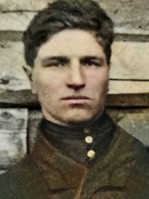 Аксенов Василий Алексеевич- гв.рядовой, убит 16.12.1943г.