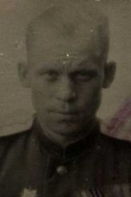 Гвардии майор авиации Кузнецов Александр Иванович (15.04.1921 - 14.11.1957).