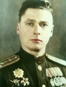 Кожемякин Александр Владимирович- командир полка