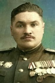 Никольский Ростислав Анатольевич- командир батареи