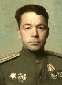 Гришанов Александр Васильевич- командир 1-й авиаэскадрильи