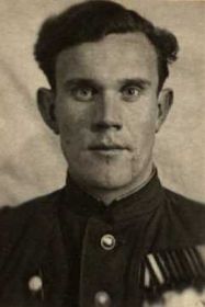 Конин Николай Яковлевич, старший лейтенант медицинской службы, старший фельдшер 141-й огнемётной роты в 1943 году, лично доставил Мордачёва Андрея Фёдоровича в часть 27 декабря 1943 года
