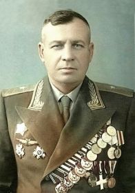 Горлаченко Михаил Иосифович- командир 198 ШАП