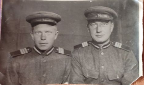 Виноградов В.Ф. - слева
