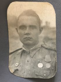 Трунов Владимир Алексеевич 1924 г.р. - мл. сержант (радист). д. Колбино 30.09.1943