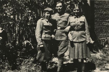 Фото военных лет (44) 29 мая 1945 Польша_Лович_фотографировал лейтенант Тимофеев