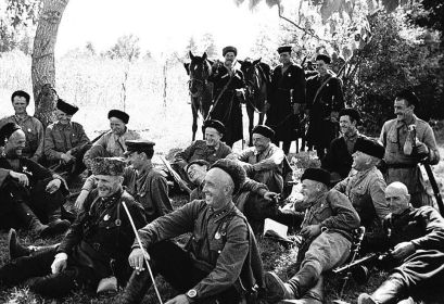 Бойцы Казачего Кавалерийского корпуса на привале