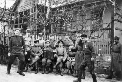 в конце войны - отряд