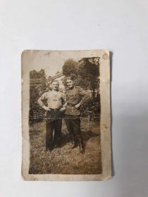 Владимир Силигей ( командир роты) 26.08.1945 г.Вена