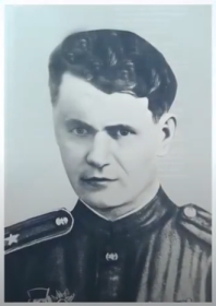 Пинчук Андрей Михайлович. Дата рождения__.__.1915. Гв. майор. Герой Советского Союза