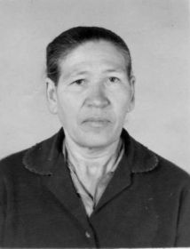 Вдовина-Марсакова Валентина Григорьевна -ефрейтор, шофер 40-го прожекторного полка 8-го Корпуса ПВО прошла всю войну до победы. эта фронтовичка моя землячка.Умерла вс.Коноваловка в 12.1983 го