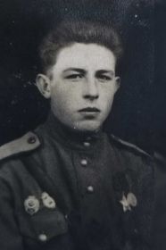Хоменко Дмитрий Иосифович 1925 Украинская ССР, Черкасская обл., Маньковский р-н, с. Молодецкое