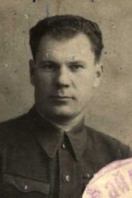 Блинников Петр Зиновьевич капитан Куйбышевская обл., Кинельский р-н, д. Кинель. Медаль «За отвагу»|Медаль «За победу над Германией в Великой Отечественной войне 1941–1945 гг.»|Орден Красной З