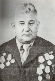 Буслаев Анатолий Иванович (1920-1999 г.г) 190 шап 214 шад /ст.сержант/ (товарищ)