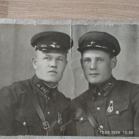 Однополчанин на фото,но кто неизвестно.