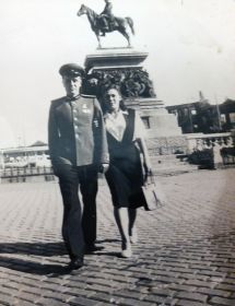 Фотография Самсоновой (Кружилиной) Александры Филипповна с мужем Самсоновым Александром Дмитриевичем