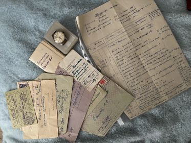 Личные письма и вещи Есипова (Куркина) Василия Васильевича.