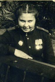 Конева (Уткина) Валентина Апполоновна