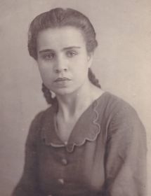 Зуева (Ульянова) Мария Лаврентьевна