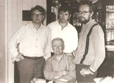 Котов С.Н. с сыновьями, Игорь, Михаил, Владимир (с лева на право)
