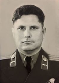 Иван Сергеевич, фото времен войны