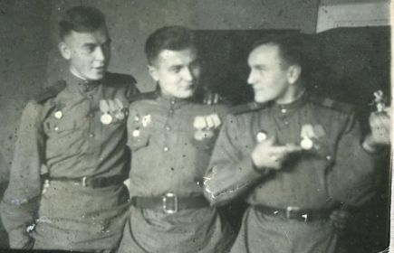 Петр Мокрушин, Николай Колесов, Владимир и "Бобик дружбы", 1944 г., Кэйла, Эстония