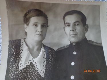 Дедушка с бабушкой, 1950г ?