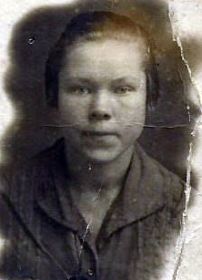 Наталья Дегтярева (моя бабушка) 1938 год
