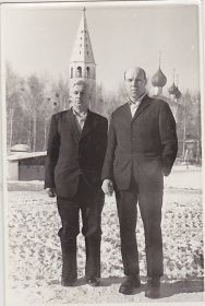 Муж Борис(слева) с земляком Василием Виноградовым
