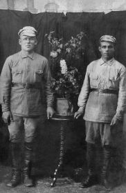 Бессуднов Григорий Павлович (справа) и Бычков Иван Михайлович (слева)