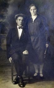 Семейное фото. Степан Кузьмич и Мария Михайловна.  Фото 1940 года.