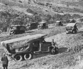 57-й гвардейский минометный полк "Катюш" на марше