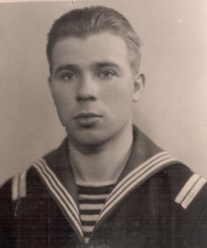 Сын Александра Федоровича - Юрий. На службе в рядах Советской Армии. 1956год.