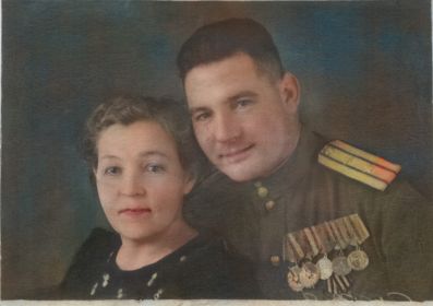 Сакаев Г.С. с женой Сакаевой Гайшой. Иваново. 1948 год.
