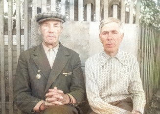 С моим дедом Тиховым Е.А.