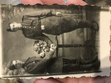 Дедушка Петя и его боевой товарищ