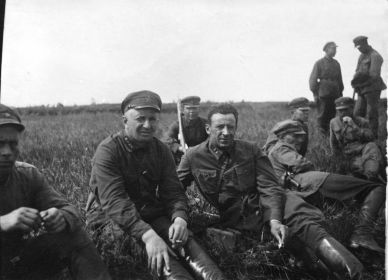 На стрельбище (Тоцкие лагеря, 1932)