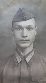 Тулин Павел Иванович. Летчик 20 лет. Стрелок-радист, героически погибший на Мурманском фронте.