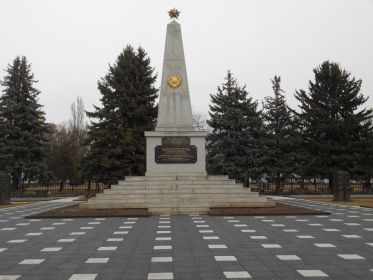 Секешфехервар Венгрия кладбище советских солдат
