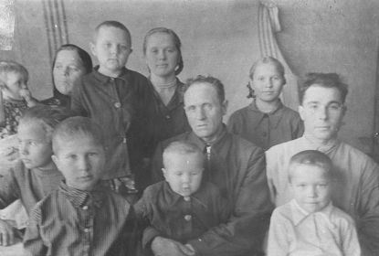 Арапов Яков Николаевич с семьей