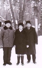 Супруги Отдельновы с другом Валуйских Николаем Егоровичем