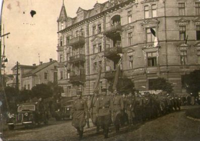 Хайбулаев Идрис Булатович со своим отрядом