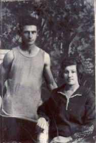Архип Степанович со своей женой Елизоветой Николаевной
