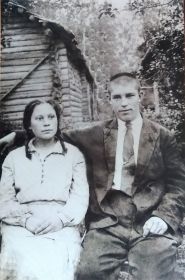 С молодой женой Зоей. 1933 год.