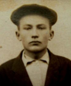 Георгий, 1923г.р., младший брат Николая. Участник Великой Отечественной войны.