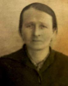 Мать Александра - Телушкина (Сыромолотова) Елизавета Павловна.