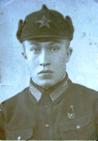 Телушкин Николай Михайлович, 1915г.р., старший брат Александра. Участник Великой Отечественной войны. Пропал без вести в 1942году.