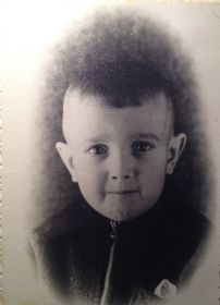 Младший сын Василия Петровича, Валера.