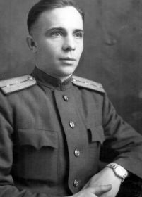 Мл. лейтенант Жолудев Александр Ильич